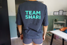 Afbeelding in Gallery-weergave laden, TEAMSHARI | boxy shirt ladies