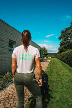 Afbeelding in Gallery-weergave laden, TEAMSHARI crop top